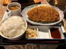 牛かつ専門店 STAR WOODS SPACE
