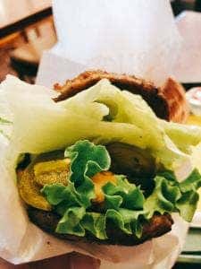 モスバーガー 一社駅前店