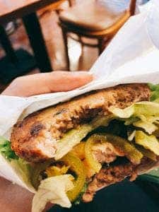 モスバーガー 一社駅前店