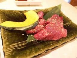 焼肉 椿山