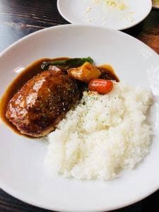 チニタ