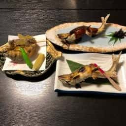 まる八