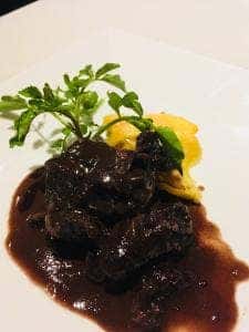 ワインサロン エルミタージュ