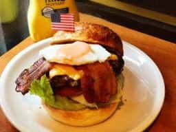 ツナミ カレーアンドグリル