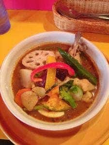 SPICY SOUP CURRY BAR TRIP