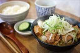 もつ煮込み定食専門店 ポノ・オーレ