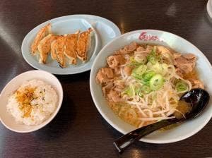 くるまやラーメン 婦中店
