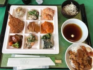 ギャツビイゴルフクラブ レストラン