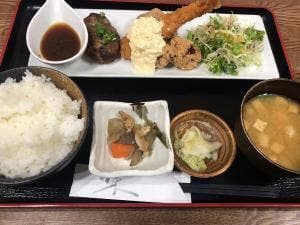 和洋食堂 だいす家