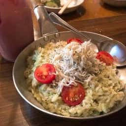 Risotto Cafe 東京基地 離 スペイン坂店