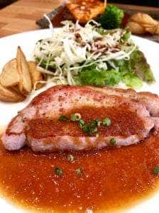 ハルダイニング