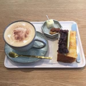HOUSest-LIFE+CAFE