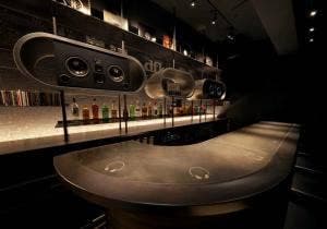 テクノBARドフロアー 大阪梅田店