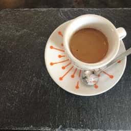 ヴォアラ珈琲 霧島国分本店