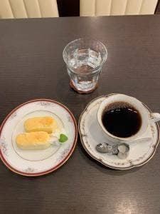CAFE LEON