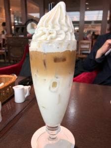CAFE LA MILLE サンローゼ赤坂
