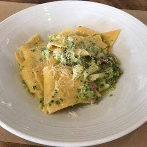 トラットリア イ・コントルニ