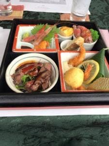 レストラン男山