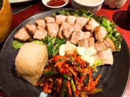 両班 新宿大久保店