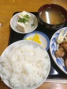 ひょうたん食堂