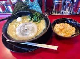 横浜家系ラーメン 瑞穂 大和家