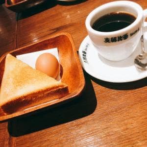 支留比亜珈琲店 港七番町店