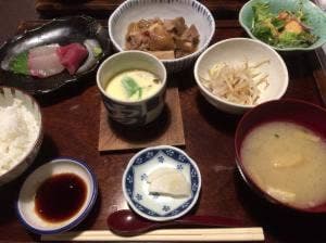 笑ん