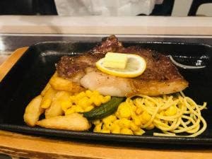 ステーキ厨房 紅花