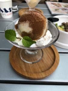 ドッグデプトカフェ レイクタウンアウトレット店