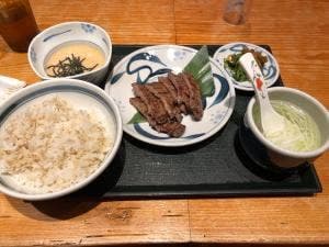 牛たんとろろ麦めし ねぎし 公園通り店