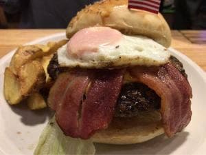 ツナミ カレーアンドグリル