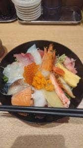 海鮮丼の駅前 心斎橋店
