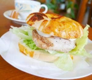 カフェ モアル