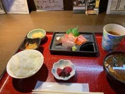 おどりや