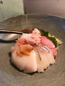 まぐろや けまり