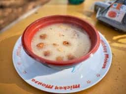 三角点 かげ信小屋