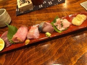 釉月