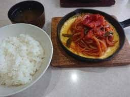 芽里