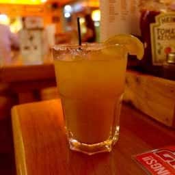 フーターズ銀座