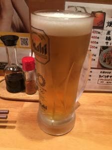 たべてやのんでや