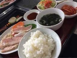 焼肉飯店 大門