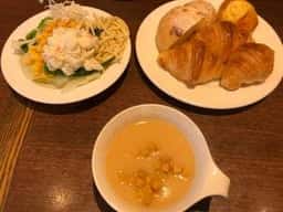 フォルクス 青梅店