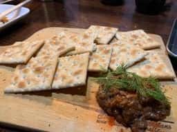 えびと馬肉と日本酒の居酒屋