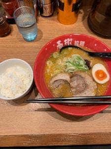 海老豚骨らーめん 春樹 新大塚店