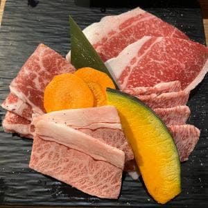 肉屋の台所 上野公園前店
