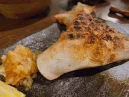 囲炉裏と釜飯 しずる