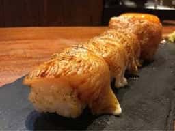 豚のしっぽと鶏のとさか