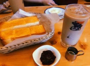 コメダ珈琲店 成増駅前店