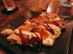 広島風お好み焼 鉄板焼 へっちゃらや