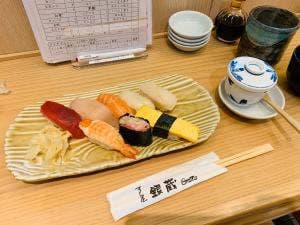 すし屋 銀蔵 KITTEグランシェ店